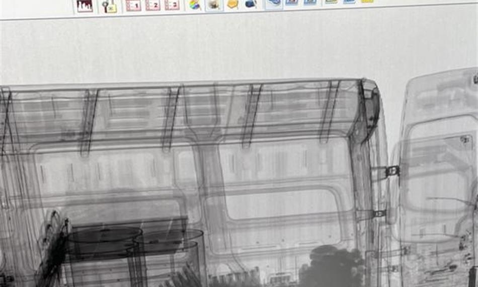 Záchyt cigaret na D1